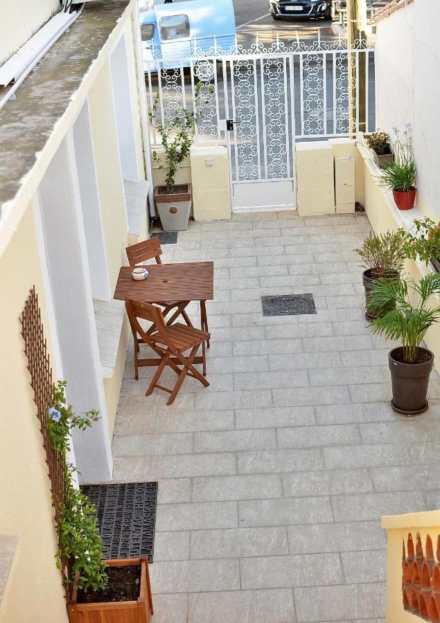 Mistral Appartements Port-Saint-Louis-du-Rhone Luaran gambar