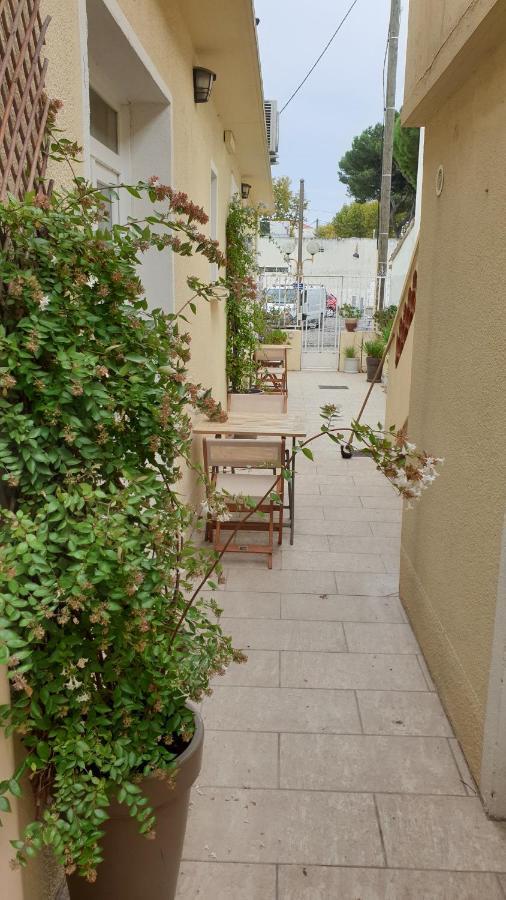 Mistral Appartements Port-Saint-Louis-du-Rhone Luaran gambar