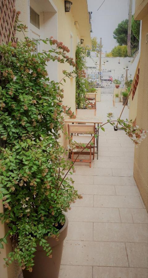 Mistral Appartements Port-Saint-Louis-du-Rhone Luaran gambar
