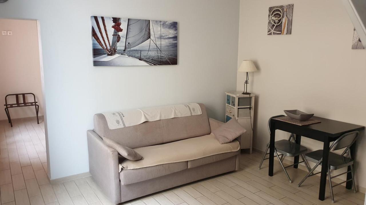 Mistral Appartements Port-Saint-Louis-du-Rhone Luaran gambar