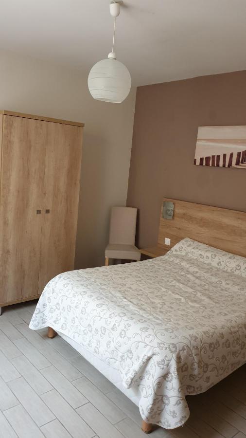Mistral Appartements Port-Saint-Louis-du-Rhone Luaran gambar